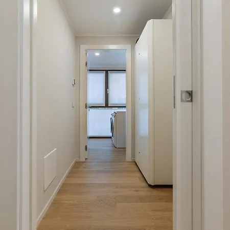 Apartment Guesthost - Design Flat In The Heart Of *